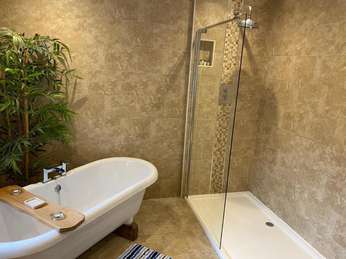 The Gables Bed & Breakfast Матлок Экстерьер фото